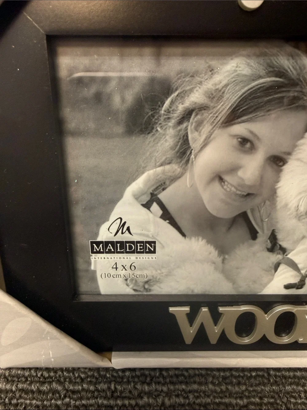 Malden Black Picture Frame with Woof Accent - 4” x 6”